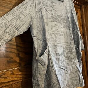 Geometric Patterned Gray Tunic